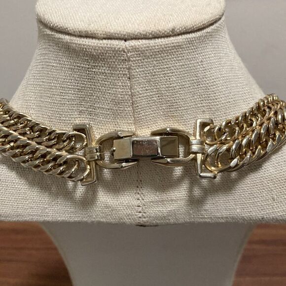 Vintage Signed Sperry Chunky Curb Chain Goldtone Choker Necklace. Circa 1950’s. - Picture 2 of 6